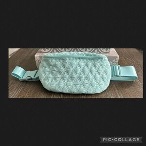 90 Degree by Reflex Quilted Waist Belt